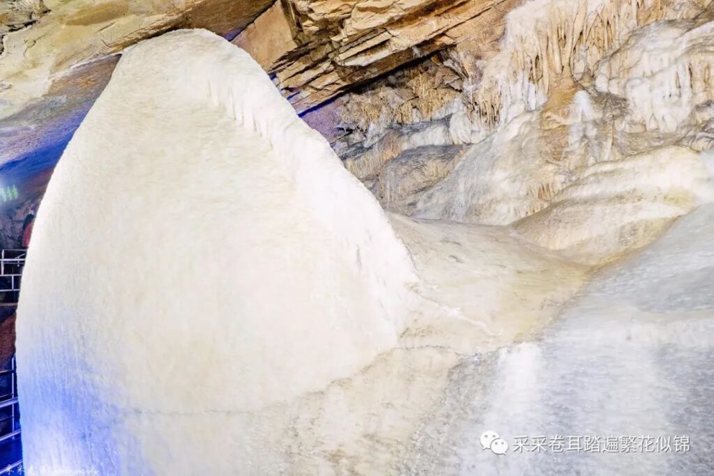 Xueyudong Cave China's Cave